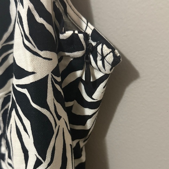 a new day Black and White Leaf Pattern Mini Dress - Picture 5 of 7
